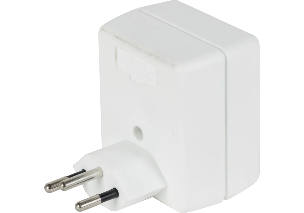 Schuko Adapter EU auf Schuko CH GartenShop24