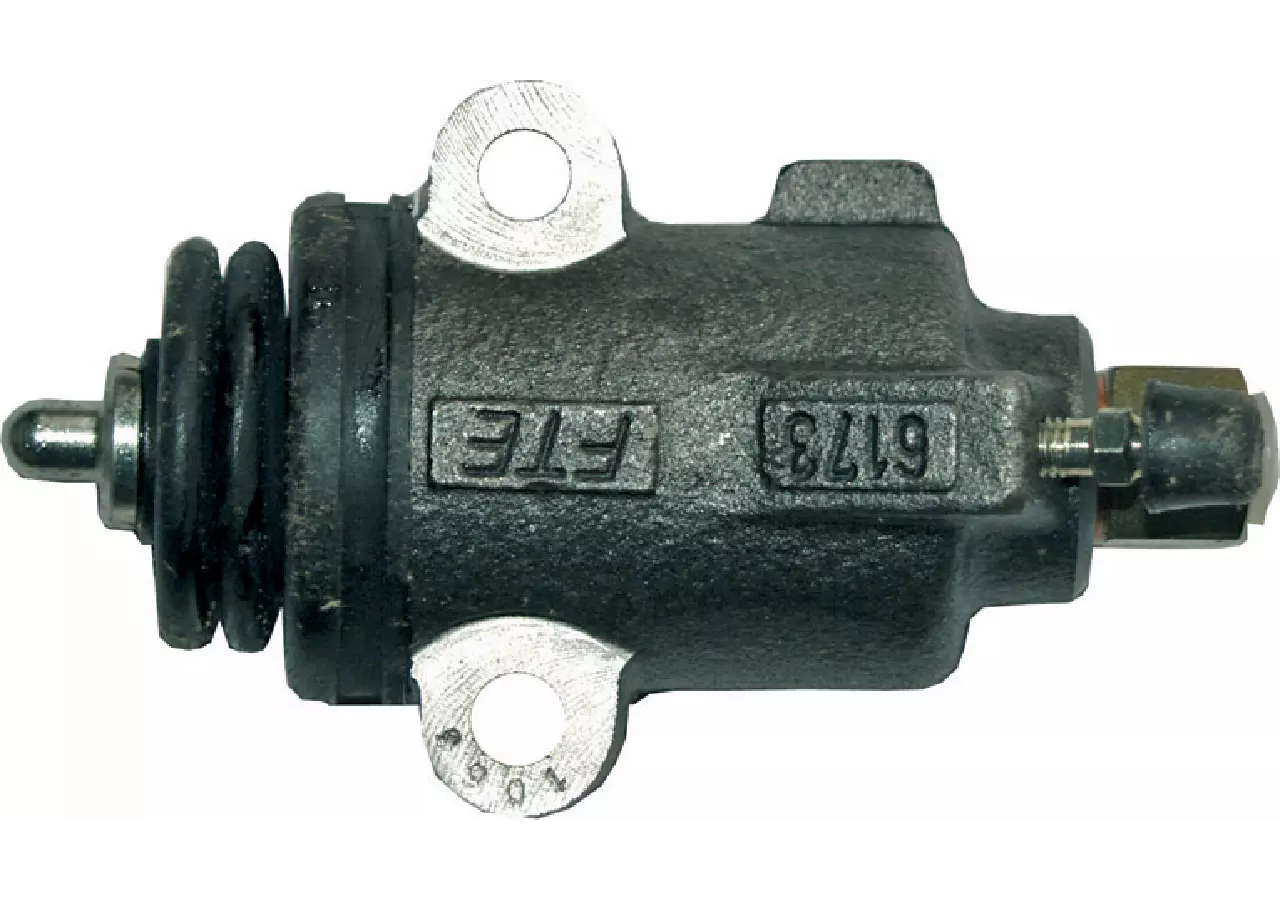 FTE Radbremszylinder anstelle von Steyr 166700350720 DOT 4 FTE
