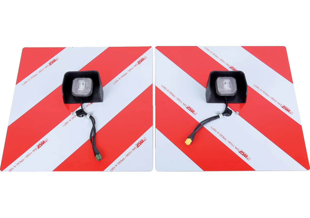 Warntafelsatz mit LED Rück- und Positionsleuchten 423 x 423 mm GartenShop24