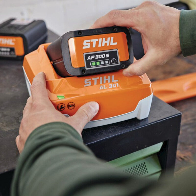 STIHL Schnellladegerät – Bild 2