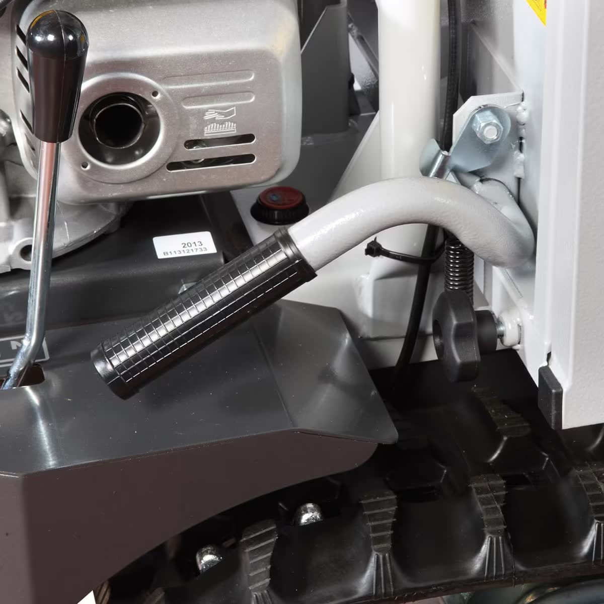 Bertolini BTR 340 K Raupentransporter – Kompaktkraft für schweres Gelände